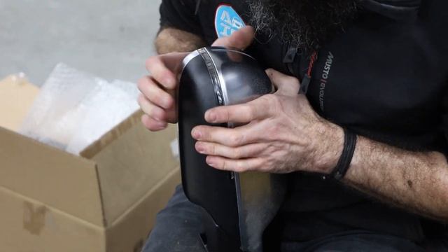 Genuine Audi Electric Folding Mirror Upgrade in a 2016 Audi S5 (8T)! Close-On-Lock Feature & Switch смотреть онлайн