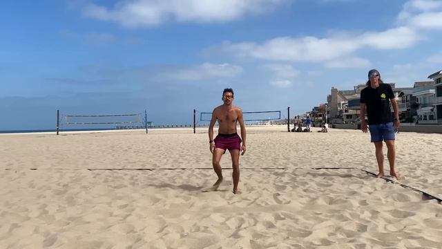 AVP Coach Teaches Athletes the Secrets to a GREAT Volleyball Pass смотреть онлайн