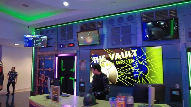 РОЯЛ ГАРДЕН ПЛАЗА.ТЦ ТУККОМ. ГДЕ САМЫЙ ПРАВИЛЬНЫЙ МАССАЖ В ПАТТАЙЕ #паттайя2023 #паттайясегодня смотреть онлайн