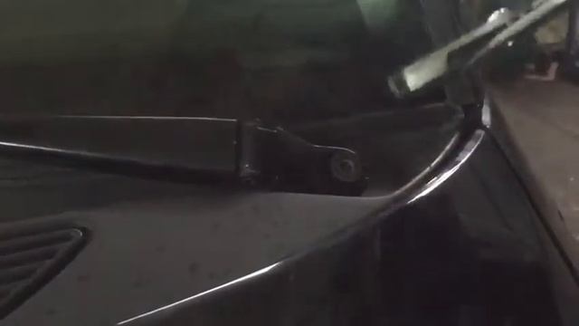 Снятие щёток стеклоочестителя смотреть онлайн