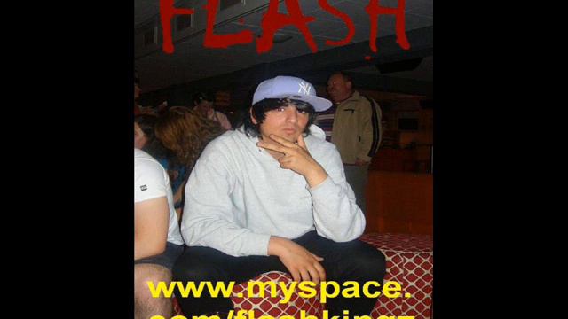 Flash & Dr3veby - AusgeKOCHt [ ROLAND KOCH DISS ] смотреть онлайн