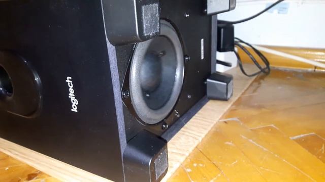 Logitech Z313 2+1 Sound System.(Bass Test).-Vol1 смотреть онлайн