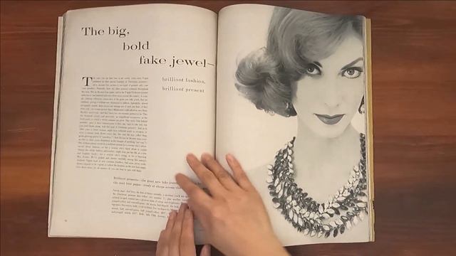 1957 November 15 ASMR Magazine Flip Through: Vogue w Chanel, Christian Dior смотреть онлайн