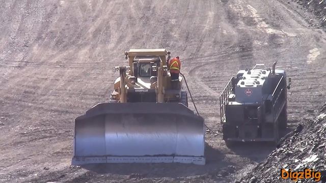 D11 Pit Stop смотреть онлайн