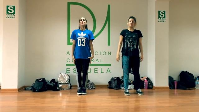 Mambo Number 5 - Dancehall - Veronica Alvarez смотреть онлайн