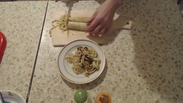 Салат с кальмаров.Салат "Остров сокровищ" Готовим сами.Рецепт салата с кальмарами, смотреть онлайн