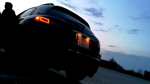 Infiniti FX45 Exhaust sound by KTUNE смотреть онлайн