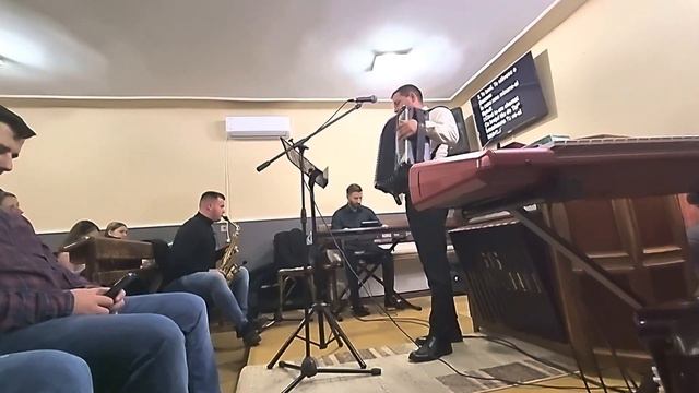 Lucian Bila si Cornel Ilut-M-ai binecuvântat, o, Doamne смотреть онлайн