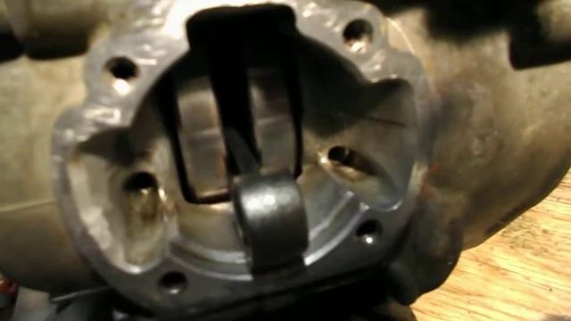 Правильная сборка поршневой Honda Dio AF-34/35. Совмещаем окна. смотреть онлайн