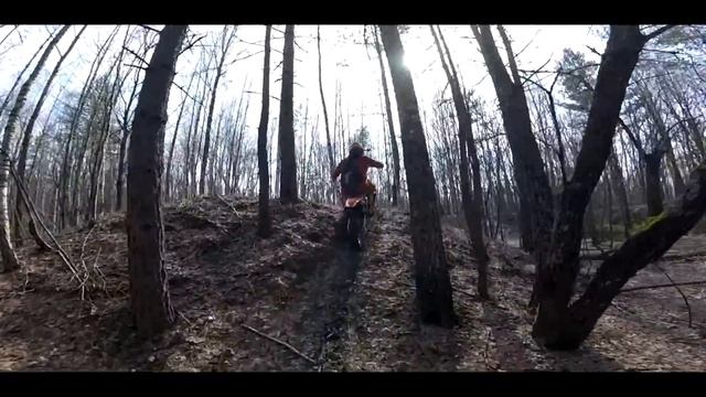 This is GOOD !!! - Ride through the woods. Jump over the cliff. смотреть онлайн