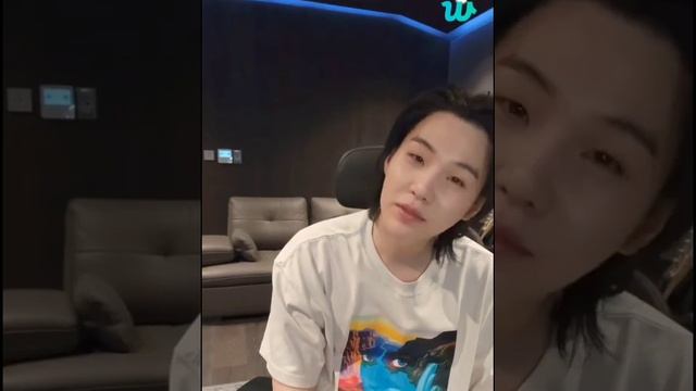 Suga Showing His Tattoos In LIVE | Yoongi LIVE TODAY смотреть онлайн