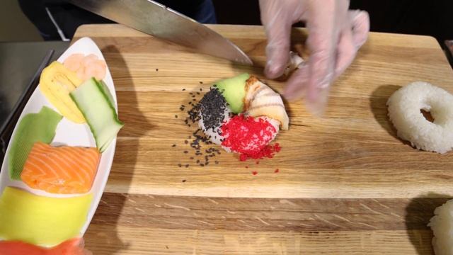 Суши Пончики | Суши рецепт | Sushi Donut Recipe смотреть онлайн