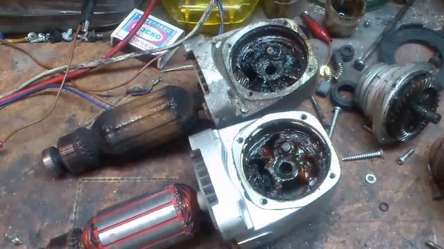 Собираем одну болгарку из двух. Ремонт болгарки PIT. смотреть онлайн