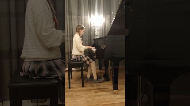Шолпан Аліса .Різдвяна пісенька- Л.Працюк. смотреть онлайн