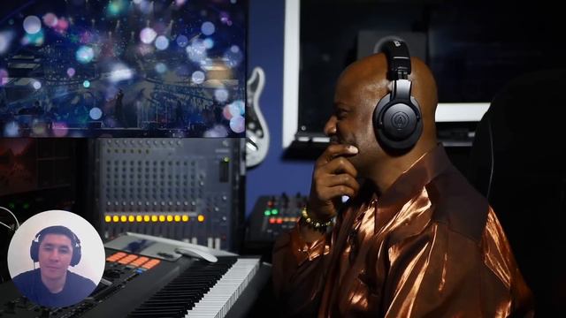 ПОЁТ ДУЭТОМ САМ С СОБОЙ | АМЕРИКАНСКАЯ РЕАКЦИЯ НА ДИМАША смотреть онлайн