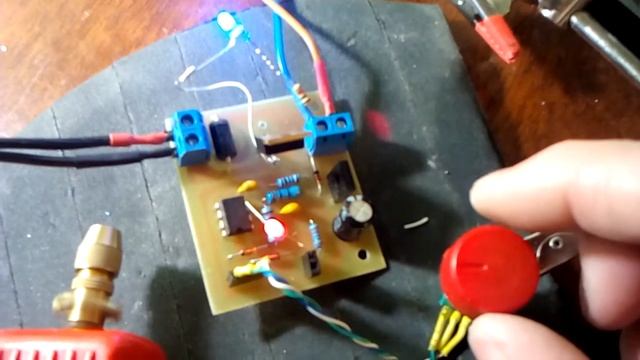 Регулятор оборотов электродвигателя, дрели, освещения и пр. смотреть онлайн