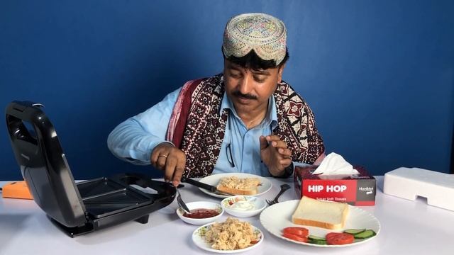 Tribal People Try To Use Sandwich Maker For The First Time смотреть онлайн