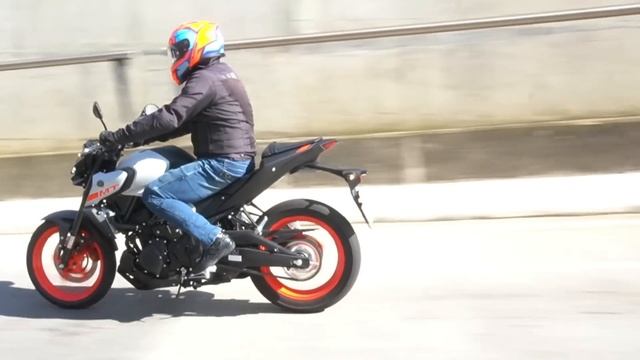 TUDO SOBRE A YAMAHA MT-03 2021 смотреть онлайн