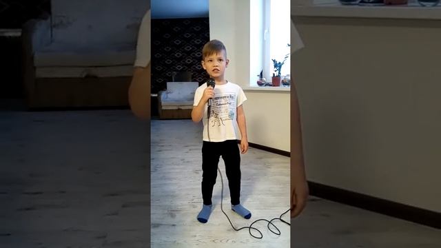 Ричард исполняет КиШ танец злобного гения смотреть онлайн