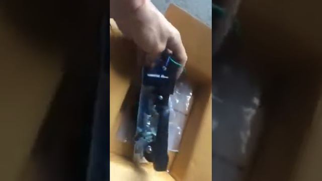 Ручка с электроприводом для кунга смотреть онлайн