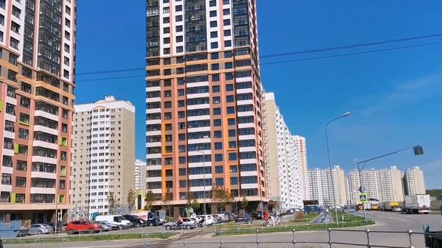 Москва, Новомосковский. Парк филатов луг. Обзор города Новомосковский. смотреть онлайн