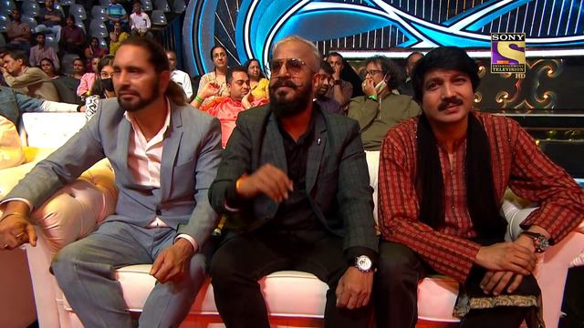 Anushka और Sayli के Duet ने मचाया धूम | Indian Idol Season 12