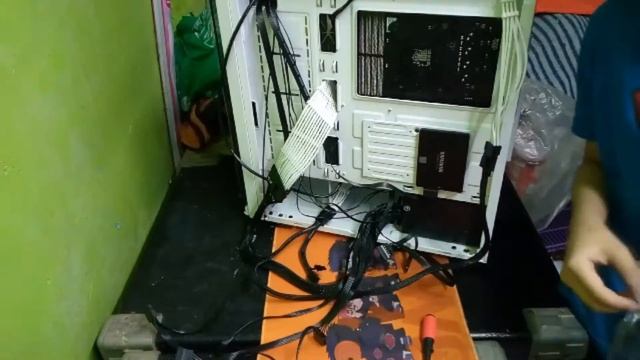 PHP 45k MID-GAMING PC | Build Timelapse and Benchmarks смотреть онлайн
