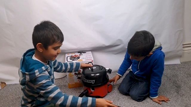 HENRY The HOOVER: Review VACUUM CLEANER CASDON | Unboxing  Henry Hoover | Vacuum Cleaner | Stay Hom