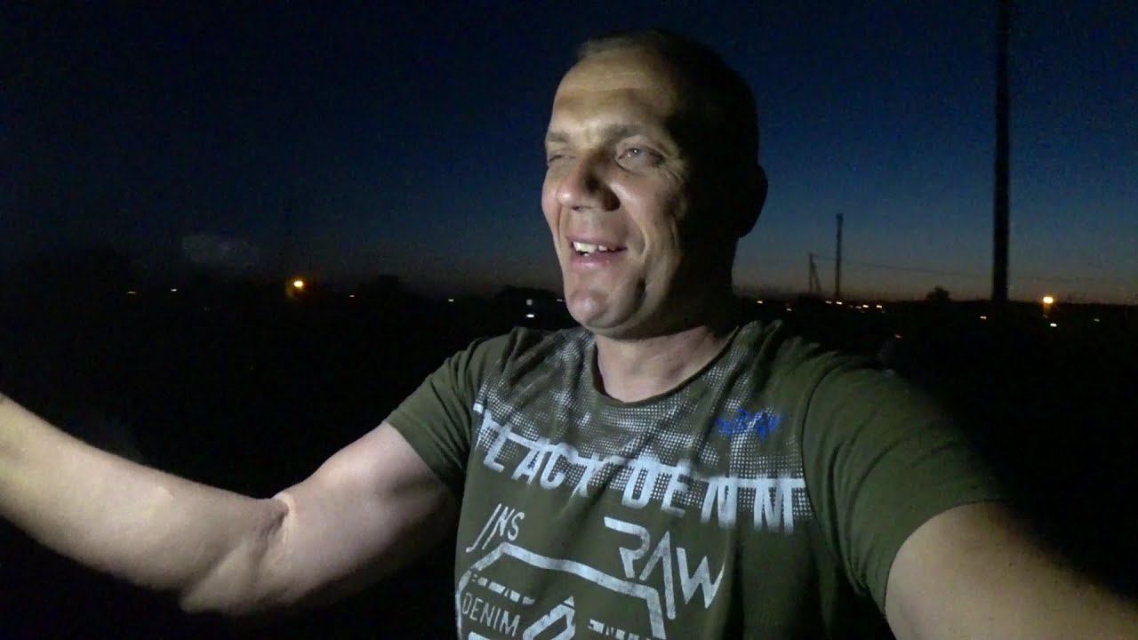 ДЕВЯТЬ РЕЙСОВ НА СВАЛКУ И В ИТОГЕ ВЫРВАЛО ШАР ИЗ ЦИЛИНДРА ПОДЪЁМНИКА смотреть онлайн