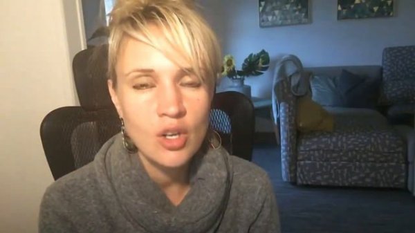 Лиза Кернз: То, что вы ищете, уже происходит (русский синхронный перевод)