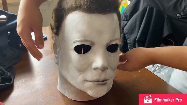 Halloween 1978 Michael Myers Mask! (NMR Studios) смотреть онлайн