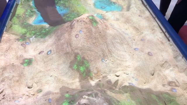 Интерактивный песок в песочнице Sandbox смотреть онлайн