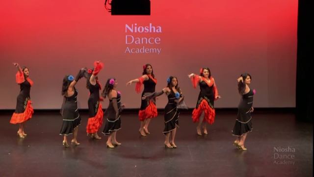 Niosha Dance Academy 2017 show, "Lolita" by Faramarz Assef смотреть онлайн