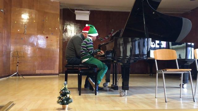 Nikolay Vassilev and Deyan Vassilev - Sleigh Ride, L. Anderson, by Kook & Lee смотреть онлайн