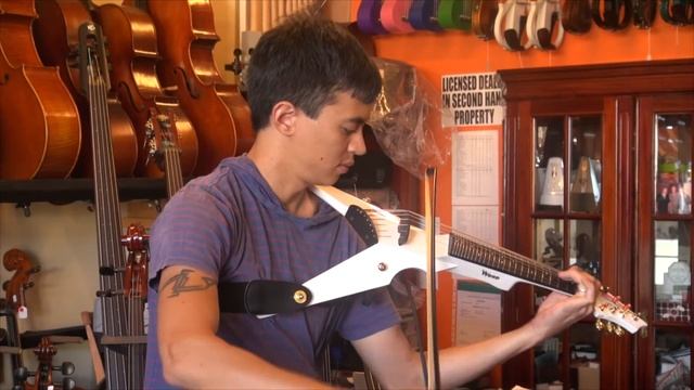 Testing 7 String Viper by Mark Wood at Animato Strings смотреть онлайн