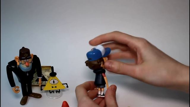 Gravity Falls Figures - Mabel, Dipper and Grunkle Stan Unboxing Review