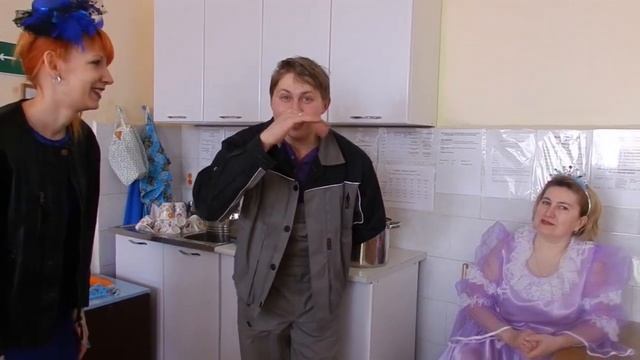 Золушка с производственным колоритом смотреть онлайн