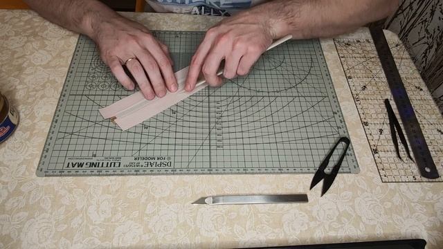 Making leather trinket. Изготовление брелока из кожи смотреть онлайн