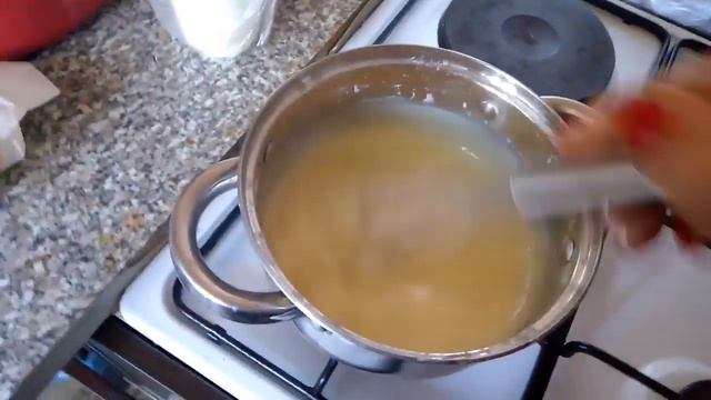 Крем с творожной массой.