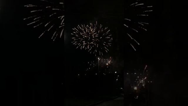 9 Мая,ХХ19 (Логойск) // Салют HD (4k,60Fps) смотреть онлайн