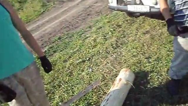 Сверление ям в земле смотреть онлайн