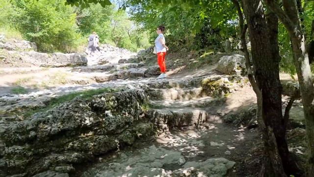 Поездка в Бахчисарай. Пещерный Город и Татарская кухня смотреть онлайн