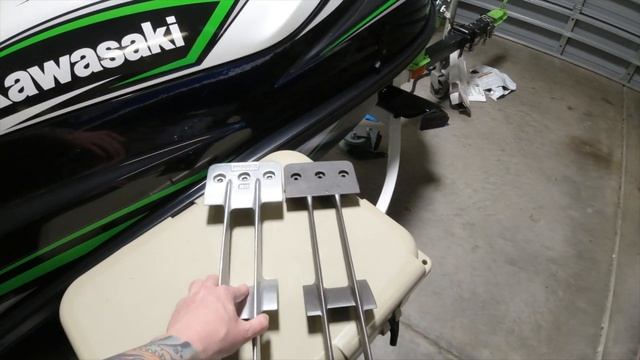 How To Install Worx Racing Intake Grate On Sea-Doo RXP-X 300 смотреть онлайн