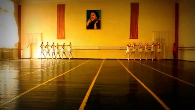 Выпускной экзамен учахщихся хореографического училища г Ташкента смотреть онлайн