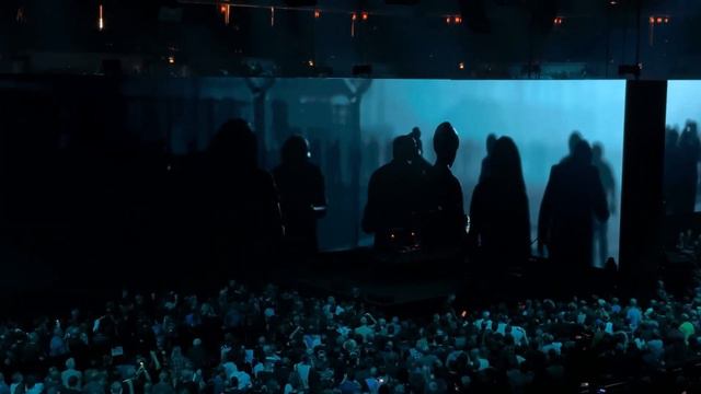 Roger Waters - Comfortably Numb (Live In Prague, 2023)