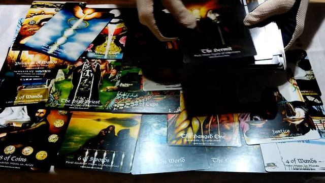 Маат таро - The MAAT Tarot, by Julie Cuccia-Watts is a full 78 card deck смотреть онлайн