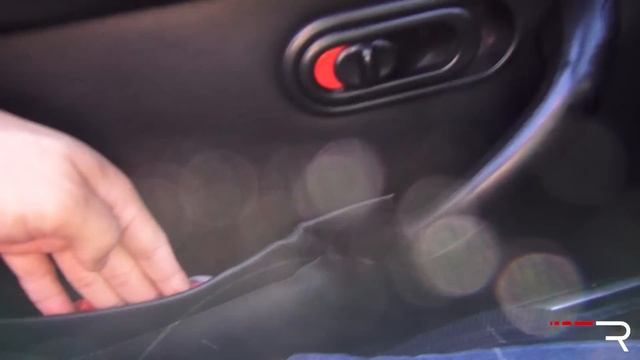 1995 Mazda MX-5 Miata – Redline: Review