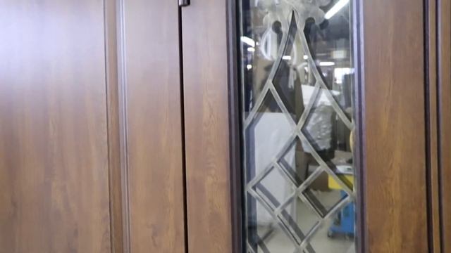 Дверь 2-х створчатая Панель-Панель с полкой, стеклопакетами и ковками в полке и доп. створке смотреть онлайн