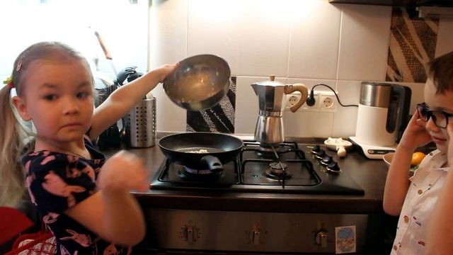 Вкусный и быстрый завтрак для детей. Овсяноблин смотреть онлайн