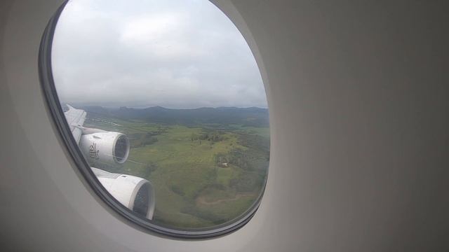Посадка Airbus A380 Emirates на Маврикии смотреть онлайн